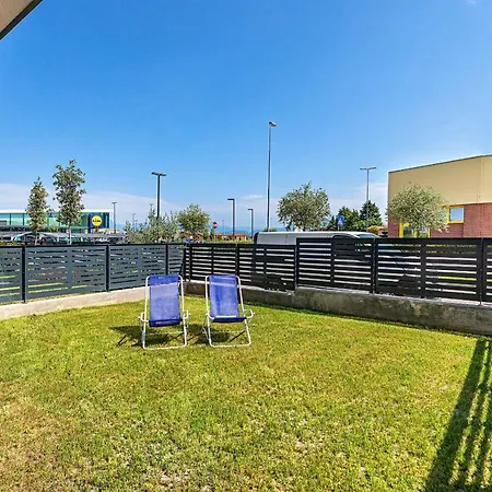 Una Terrazza Sul Lago